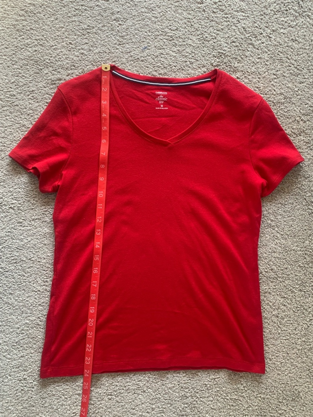Croft & Barrow Red V-Neck Tee size medium - Picture 4 of 5
